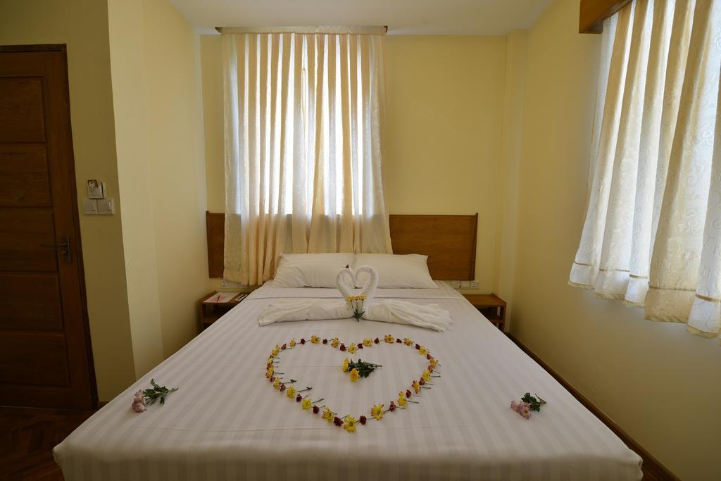 Northern Breeze Hotel Bagan Extérieur photo