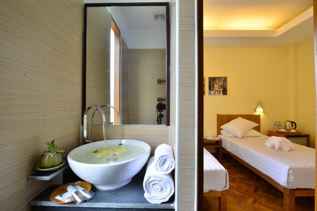 Northern Breeze Hotel Bagan Extérieur photo
