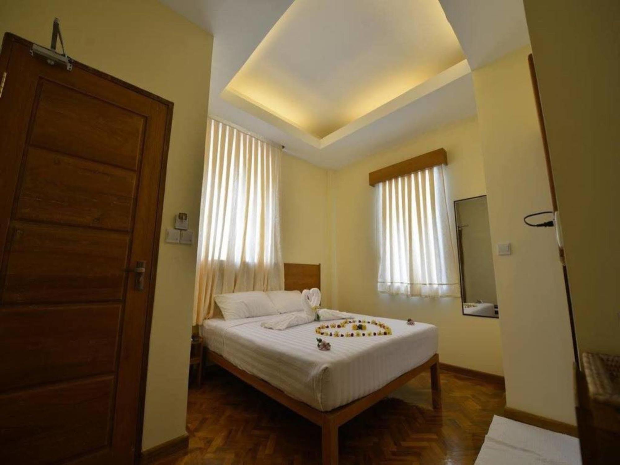 Northern Breeze Hotel Bagan Extérieur photo