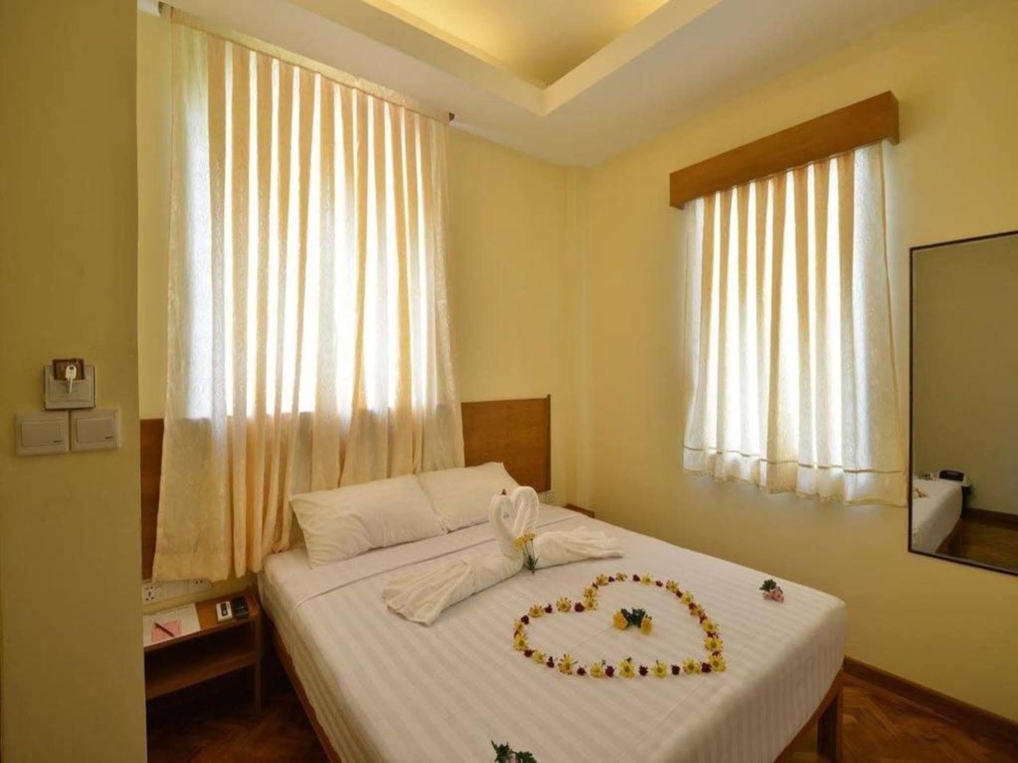 Northern Breeze Hotel Bagan Extérieur photo