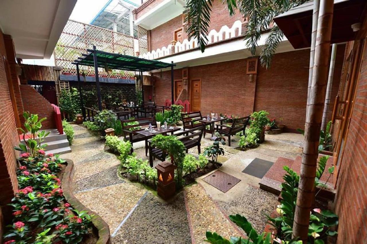 Northern Breeze Hotel Bagan Extérieur photo